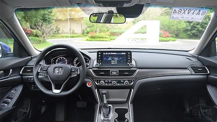 ˭˵���ͽγ�����ǣ�2018���ǡ��ȡ�����