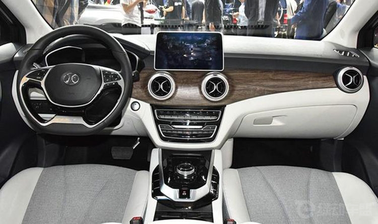 ����Դ�������У����ǵϡ���������ǰ��