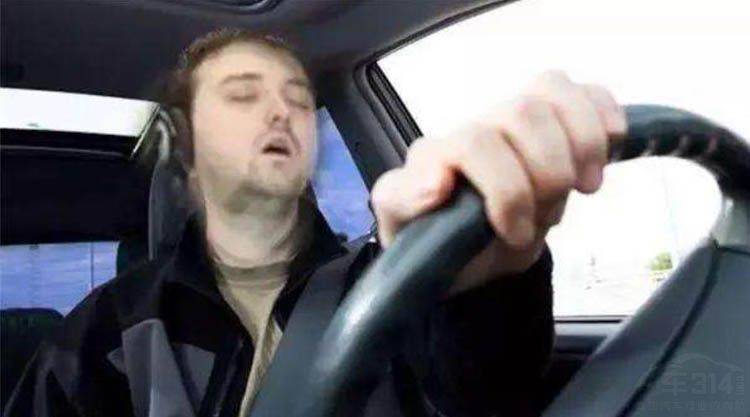 ���ڿ����ؼ� ����·�ϲ������ıر�����