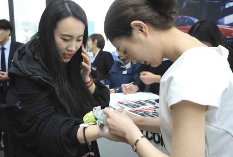 �ϱ���BMW3ϵ����ϲ������3����ж���