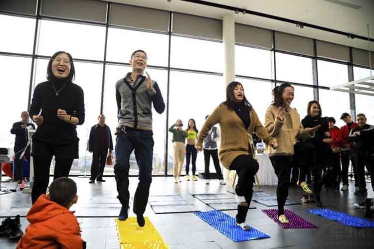 �ϱ���BMW3ϵ����ϲ������3����ж���