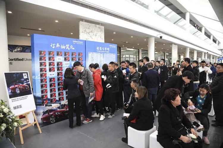 �ϱ���BMW3ϵ����ϲ������3����ж���