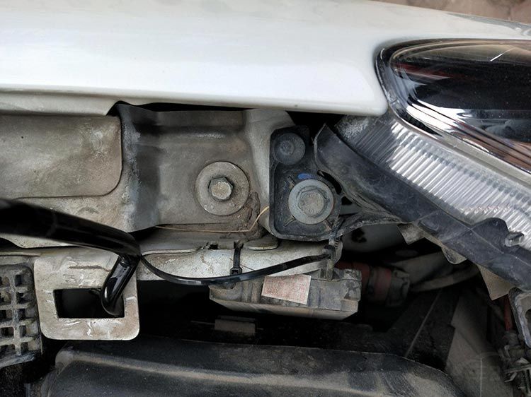 只有事故没有故事!揭秘“美女一手代步车” 只有事故没有故事!揭秘“美女一手代步车”