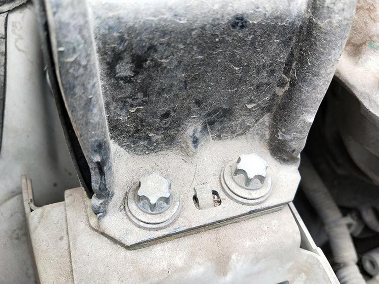 只有事故没有故事!揭秘“美女一手代步车” 只有事故没有故事!揭秘“美女一手代步车”