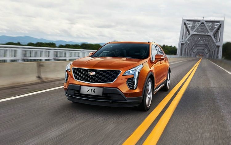 2�������»������صĺ���SUV  ε����ң�