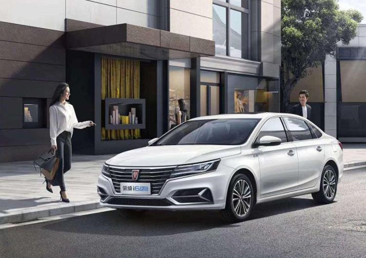 荣威i6 PLUS降价2万元 为何让人心里不踏实? 荣威i6 PLUS降价2万元 为何让人心里不踏实?