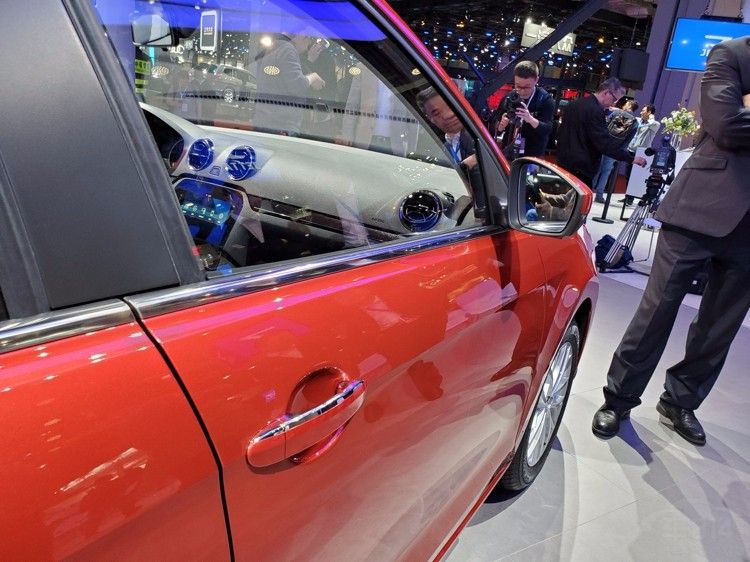 正宗的捷达卖5万多 正宗的捷达卖5万多 没了大众标后卖多少钱?