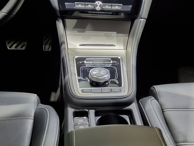 ����6�����ٹ������5.9��  ����������ô�ã�