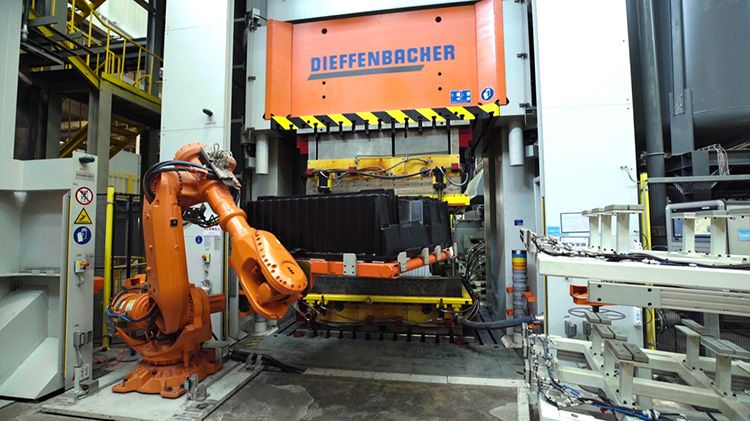 �����׿�ϲ���Ƥ���󶷳ɹ�ʵ�ּ��أ�