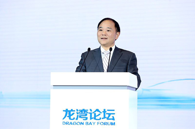 ���鸣�����ܼ�ʻ��Ŀ�����������˹�ͬ��