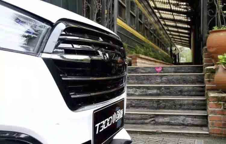 ���϶�������̩T300Сǿ����һ��ǿ��