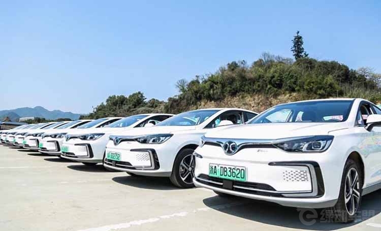 ��������Դ�����漣 EUϵ���¶�˫����