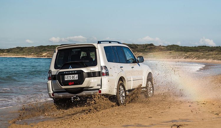 三菱帕杰罗与哈弗H9对比,谁更值得入手 三菱帕杰罗与哈弗H9对比,谁更值得入手