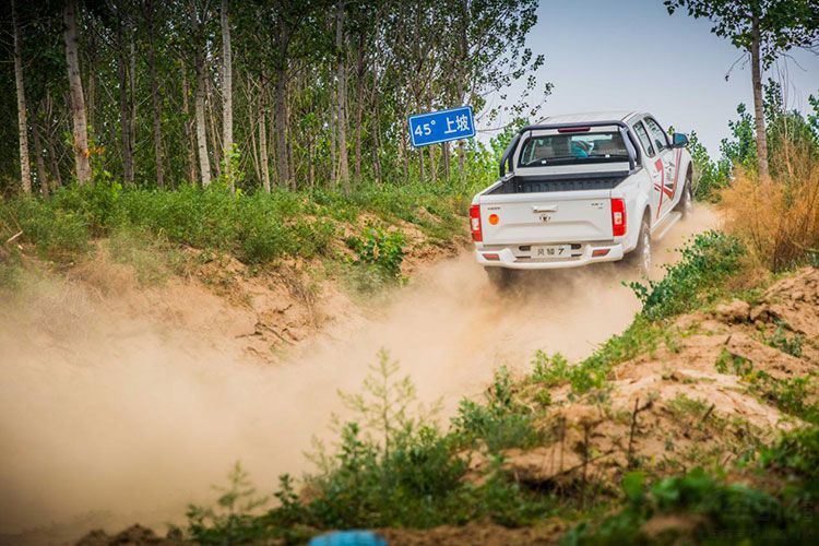 8.68万起 长城皮卡风骏7汽油国六河北上市 8.68万起 长城皮卡风骏7汽油国六河北上市