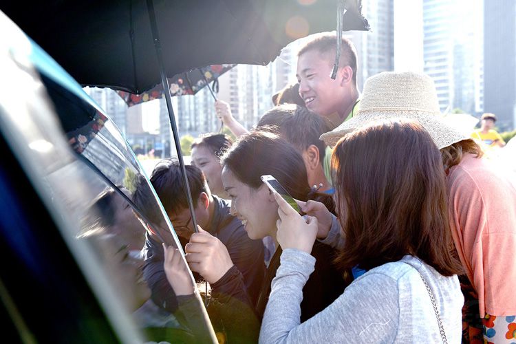 �ǻ��棡��ͷΧ�ۡ�ʷ�����������Լ����