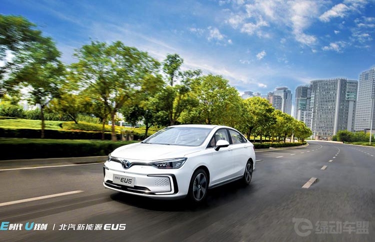 ��������Դ�ϰ������� �и߶˳���ռ90%