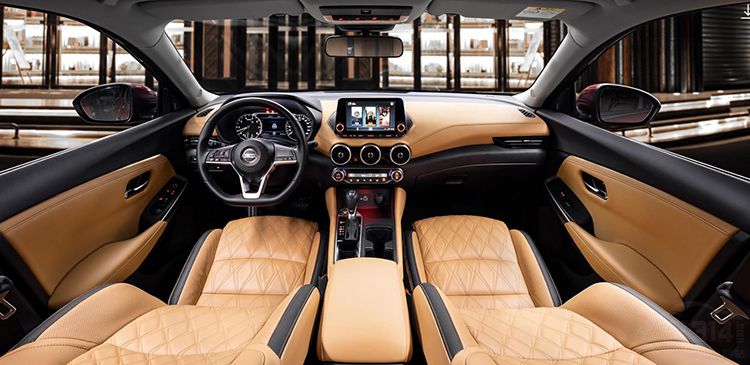 全新卡罗拉对比全新轩逸,谁才是家轿王? 全新卡罗拉对比全新轩逸,谁才是家轿王?