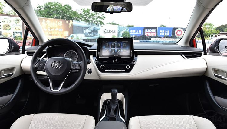 全新卡罗拉对比全新轩逸,谁才是家轿王? 全新卡罗拉对比全新轩逸,谁才是家轿王?