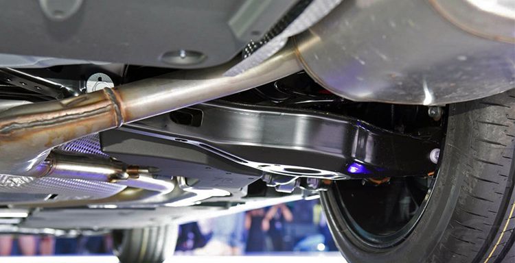 全新卡罗拉对比全新轩逸,谁才是家轿王? 全新卡罗拉对比全新轩逸,谁才是家轿王?