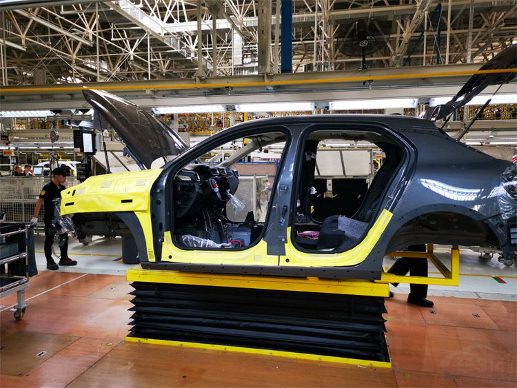 领克张家口工厂为何敢完全开放 秘密在这里 领克张家口工厂为何敢完全开放 秘密在这里