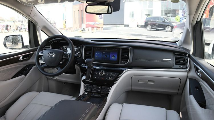 豪华感不输GL8 豪华感不输GL8