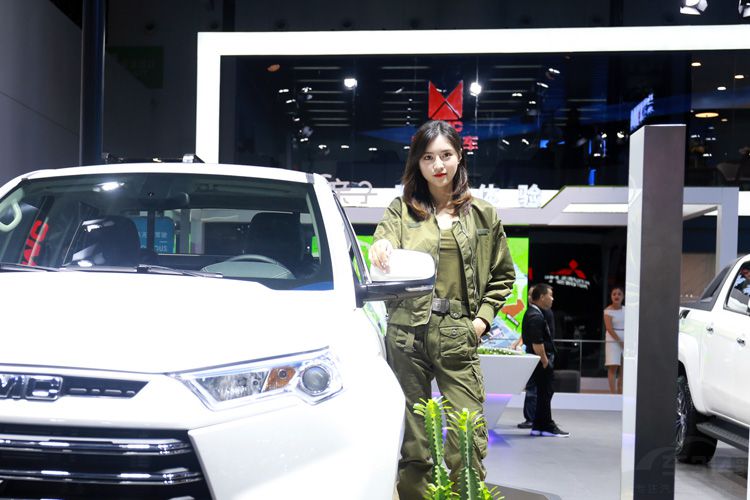 �ɶ���չƯ����ģTOP 10 ��ʽ��Ůȫ����