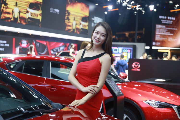 �ɶ���չƯ����ģTOP 10 ��ʽ��Ůȫ����