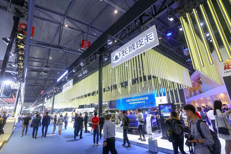 ����8������ͬ������9.52%