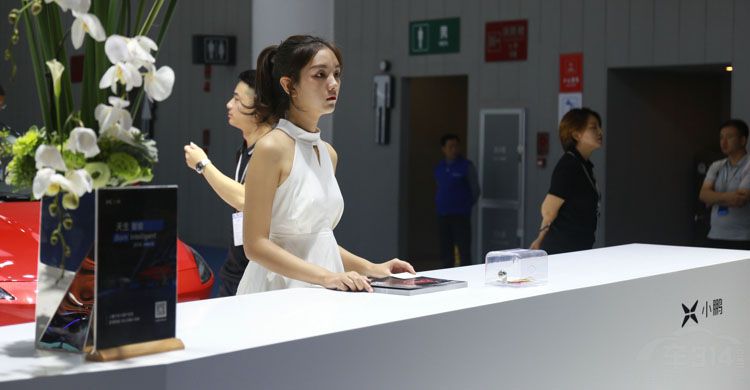 �ɶ���չƯ����ģ�̵㣬��ȷ������������