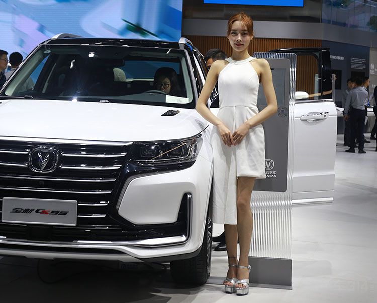 �ɶ���չƯ����ģ�̵㣬��ȷ������������