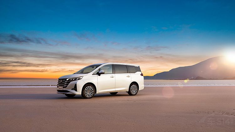 2020���GM8����