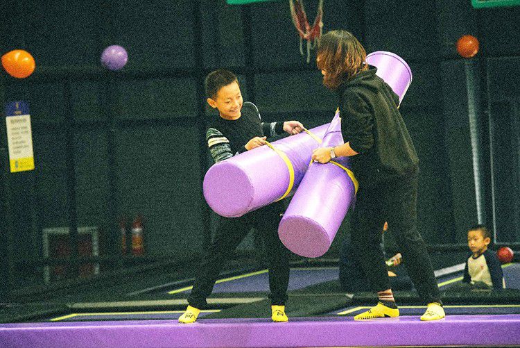 ʯ��ׯ����ȫ��BMW 3ϵ���ּ��껪��Ļ