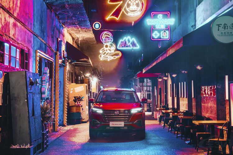 ���ݳ�չ̽��