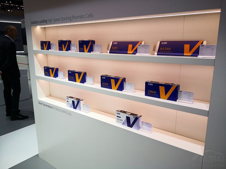 �۽������Ļ���