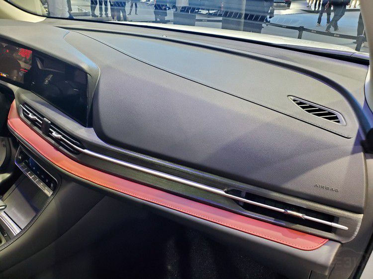 2019���ݳ�չ��ȫ��SUV����CS55 PLUS����