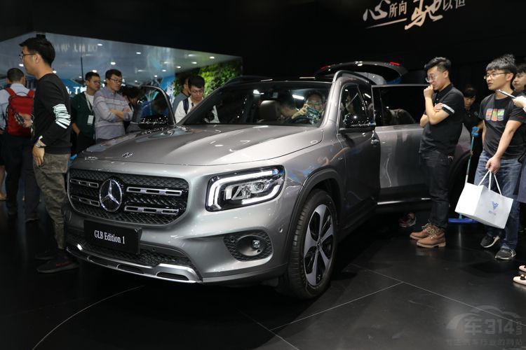 ����GLB���Ǹ����� �Ȱµ�Q5L�� ����������