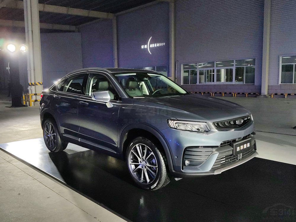 SUV ̽Xгǰ˿