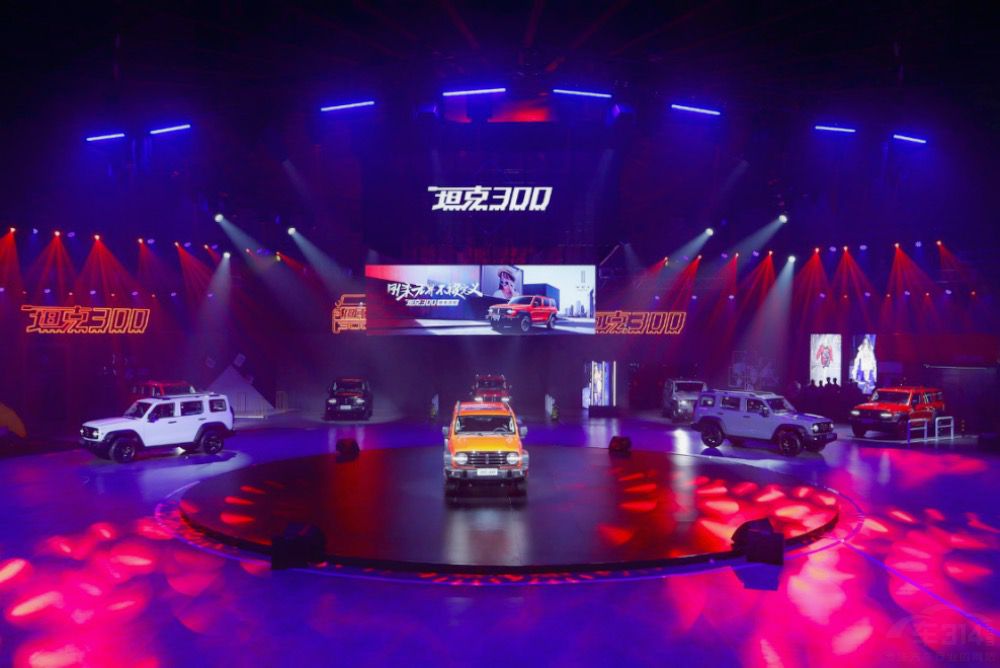 ̹300
