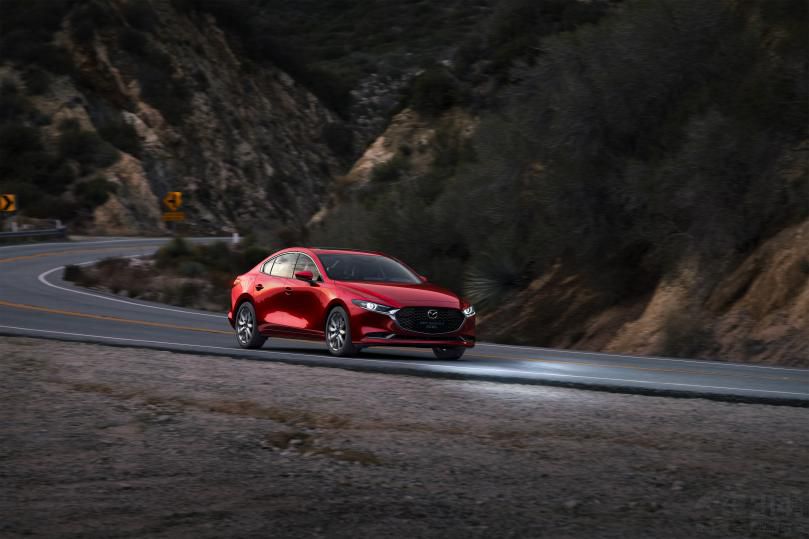2021MAZDA3