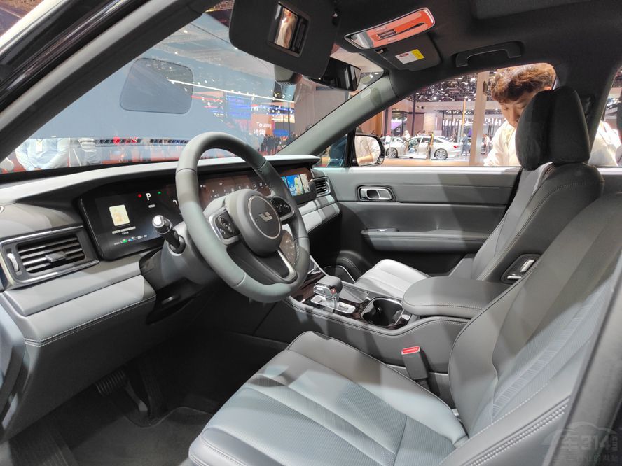 ONE ¶ʽSUV