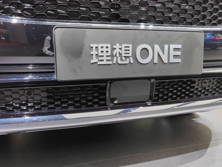 ONE ¶ʽSUV
