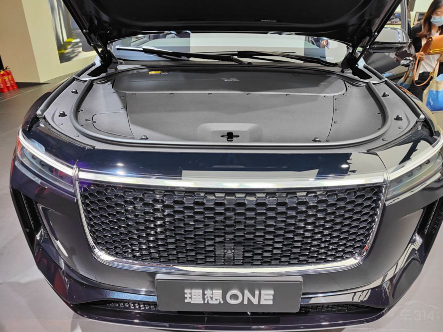 ONE ¶ʽSUV