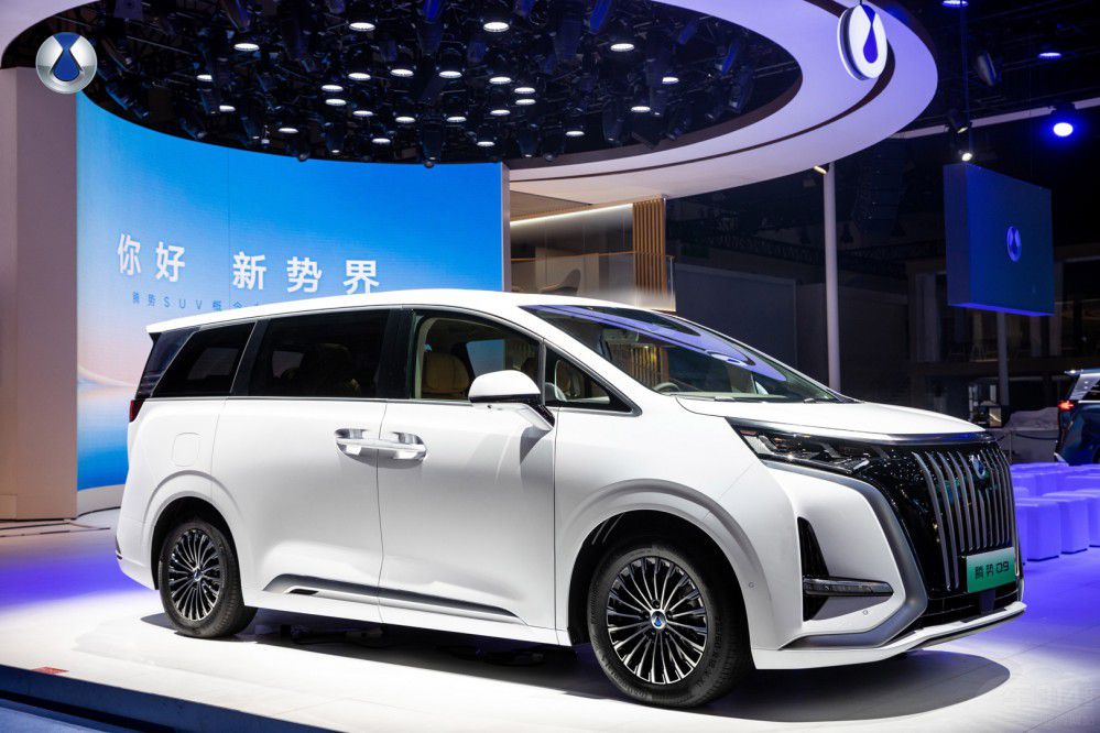 ЯSUVȫس