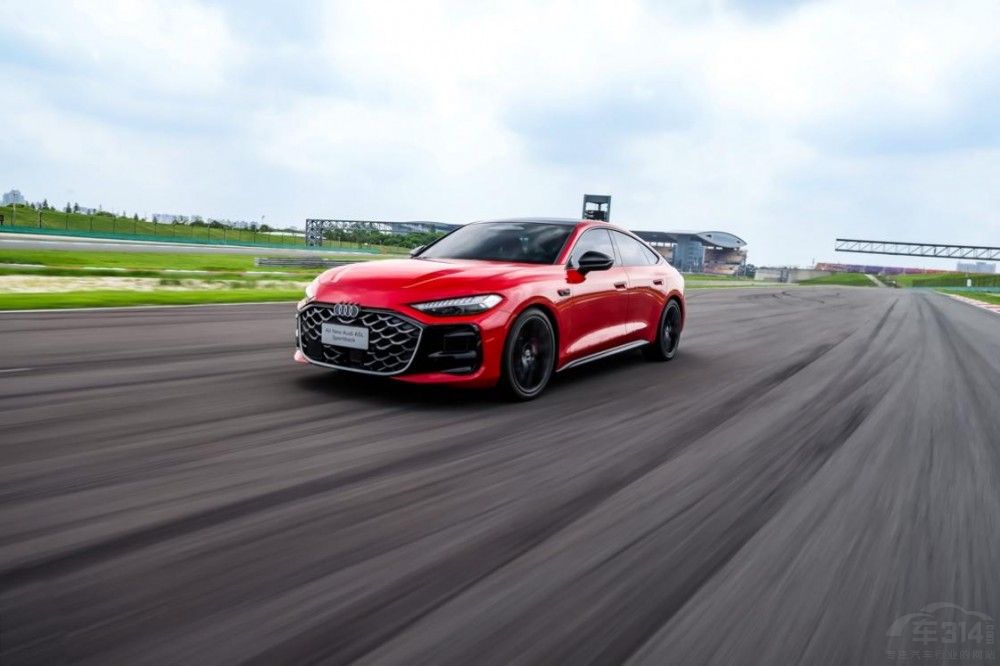 ȫ°µ A5L Sportback ʱ25.99Ԫ
