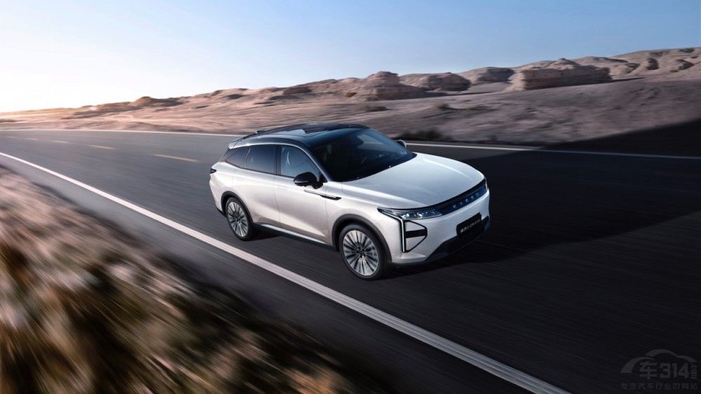 ;C-DM콢SUV
