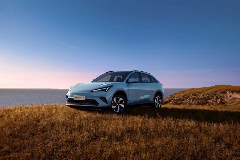 最像纯电的高效能增程车全新阿尔法T5上市 最像纯电的高效能增程车全新阿尔法T5上市