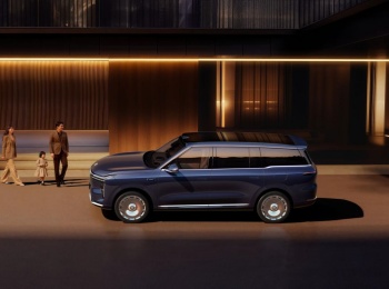 上汽智己LS9预售,颠覆30万级大六座 SUV