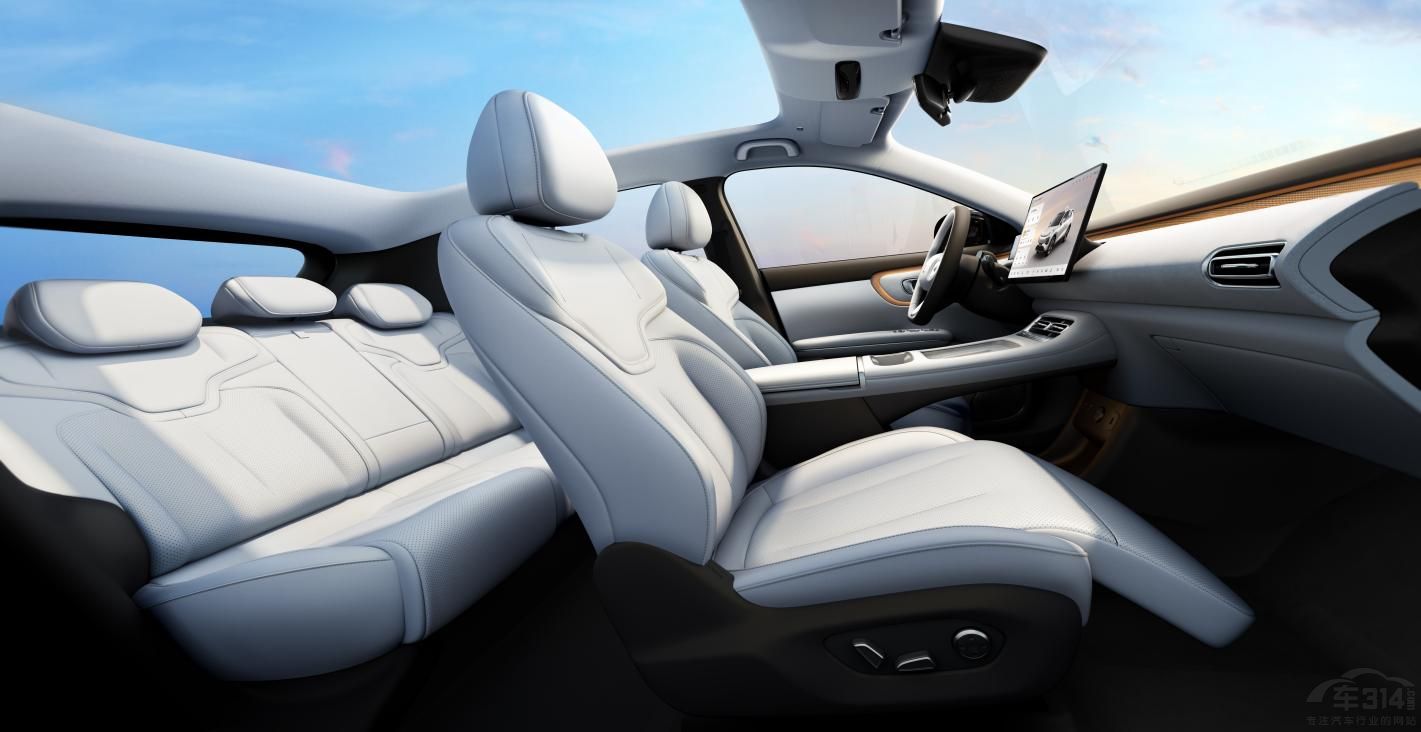 去追光!长安启源全新Q05正式亮相盲订 去追光!长安启源全新Q05正式亮相盲订