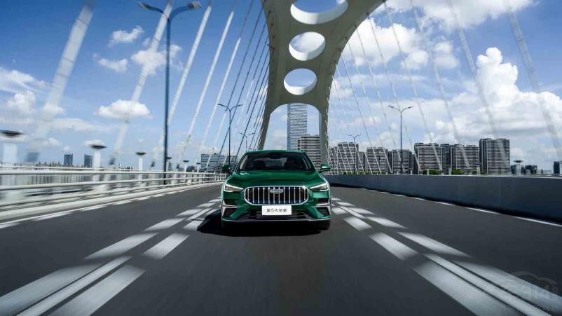 世界家轿 中国帝豪 第5代帝豪6荣耀上市! 世界家轿 中国帝豪 第5代帝豪6荣耀上市!