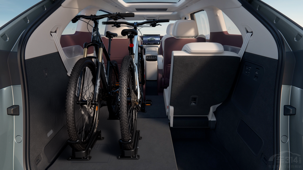 “全球续航最长大七座”小鹏X9超级增程上市 “全球续航最长大七座”小鹏X9超级增程上市